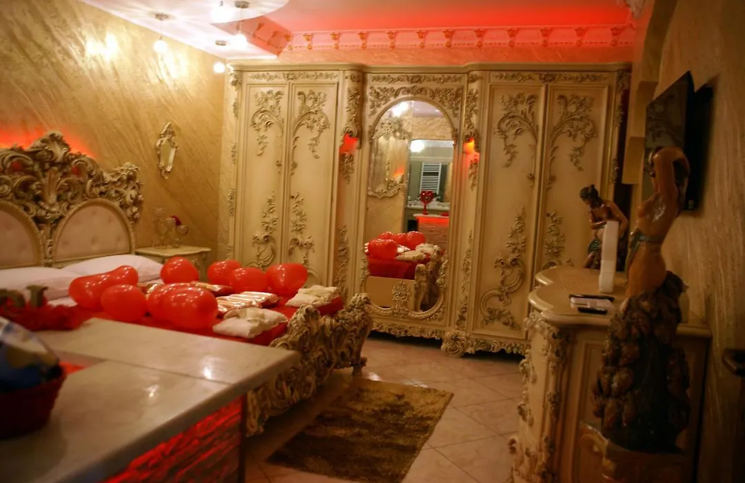 Gold Luxury Suite Home Roma-1